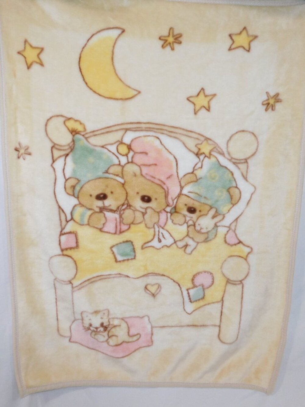 VTG Belpha Ster Mantas Mink Plush Fleece baby Blanket 3 Bears in Bed Cat 32 x 43